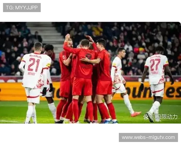 意甲赛季最佳阵容公布，劳塔罗、莱奥领衔锋线